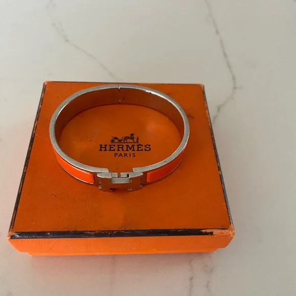 Hermes Authentic with box Orange and Silver Women's click Bracelet - Picture 4 of 5